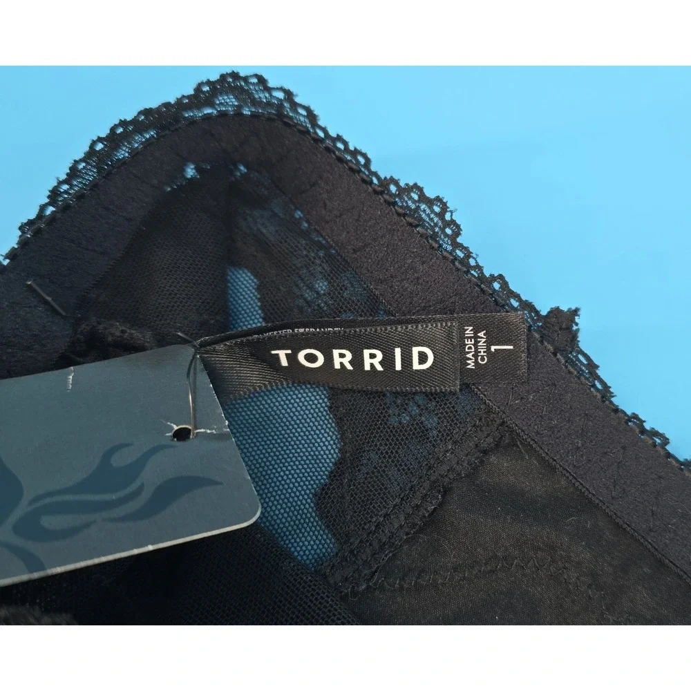 Torrid Black Satin Lace Half Slip Skirt Size 1 (14-16) Mesh 12.5